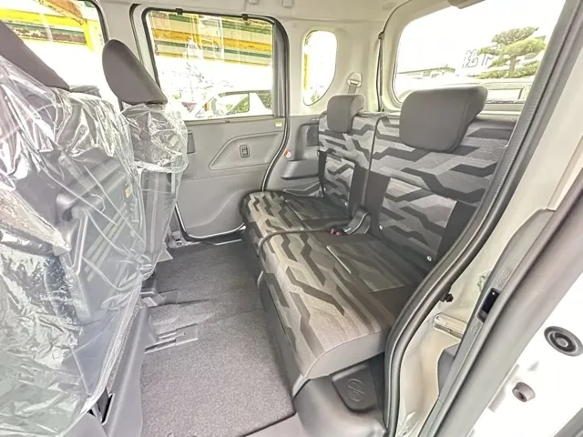 タント(ダイハツ)ファンクロスターボ 9インチDオーディオ届出済未使用車 5