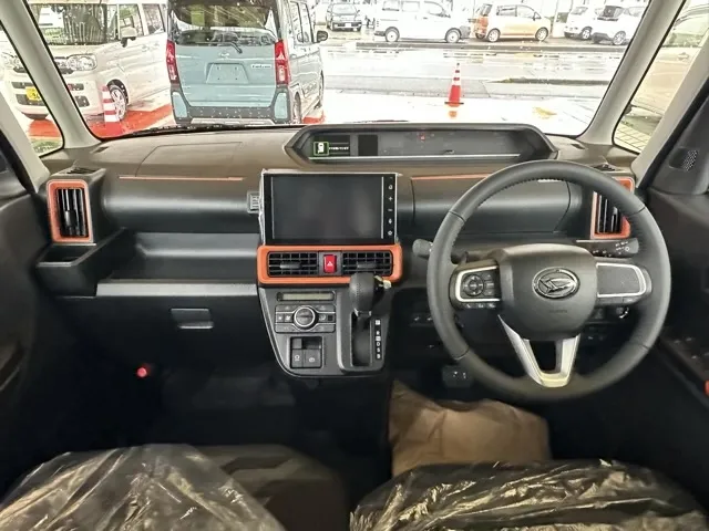 タント(ダイハツ)ファンクロスターボ 9インチDオーディオ届出済未使用車 8