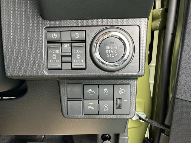 タント(ダイハツ)ファンクロスターボ 9インチDオーディオ届出済未使用車 16