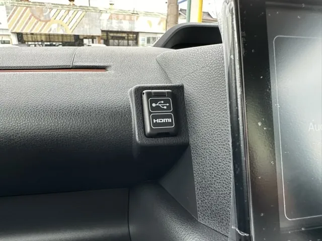 タント(ダイハツ)ファンクロスターボ 9インチDオーディオ届出済未使用車 22