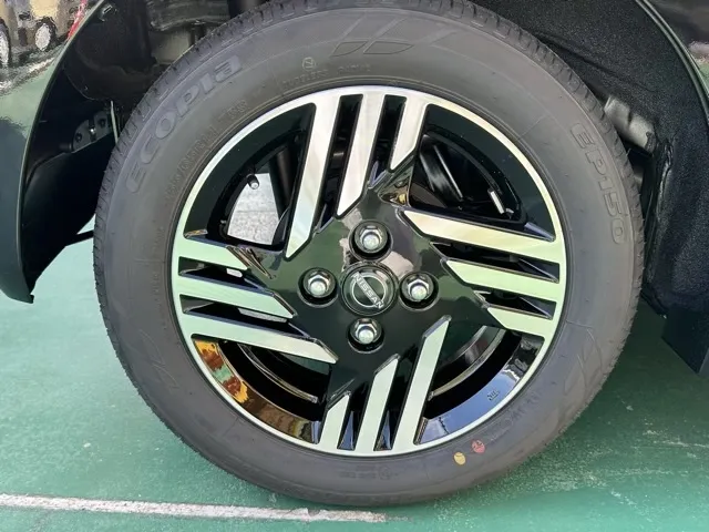 ルークス(ニッサン)ハイウェイスターX アーバンクロム届出済未使用車 14