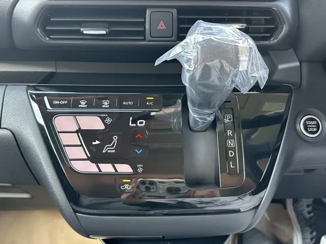 ルークス(ニッサン)ハイウェイスターX アーバンクロム届出済未使用車 17