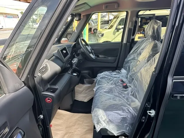 ルークス(ニッサン)ハイウェイスターX アーバンクロム届出済未使用車 3