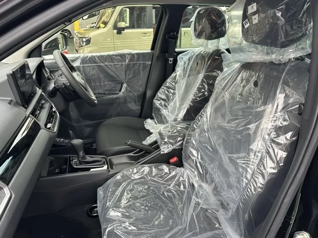 WR-V(ホンダ)Z+登録済未使用車 13