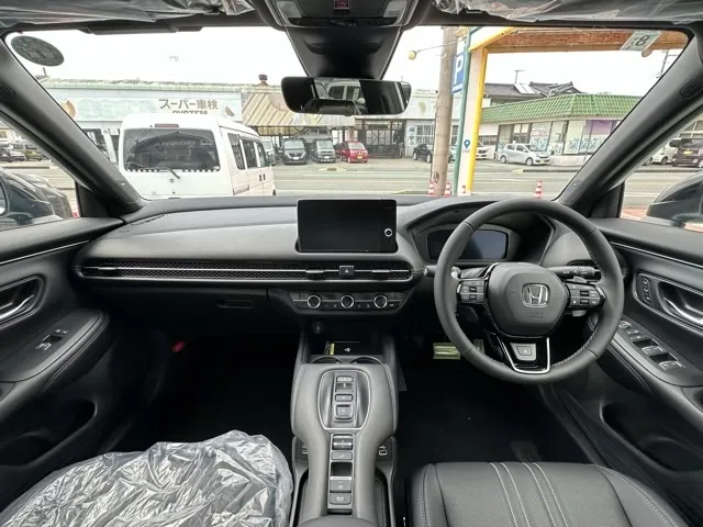 ZR-V e：HEV Z ブラックスタイル ホンダ 登録済未使用車は静岡県