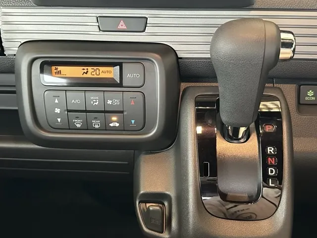 N-VAN(ホンダ)FUN 届出済未使用車 14