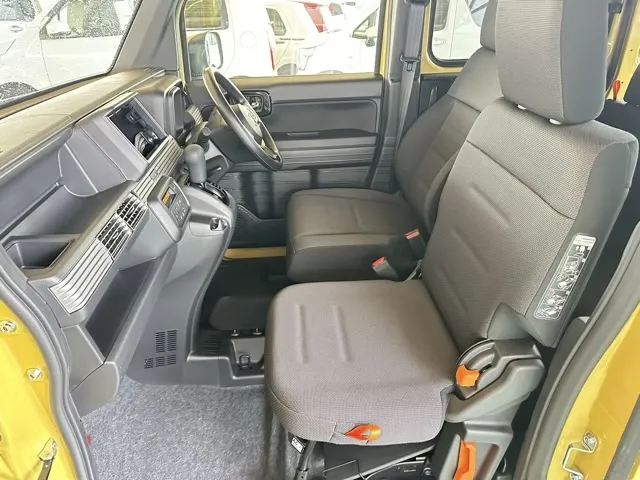 N-VAN(ホンダ)FUN 届出済未使用車 3