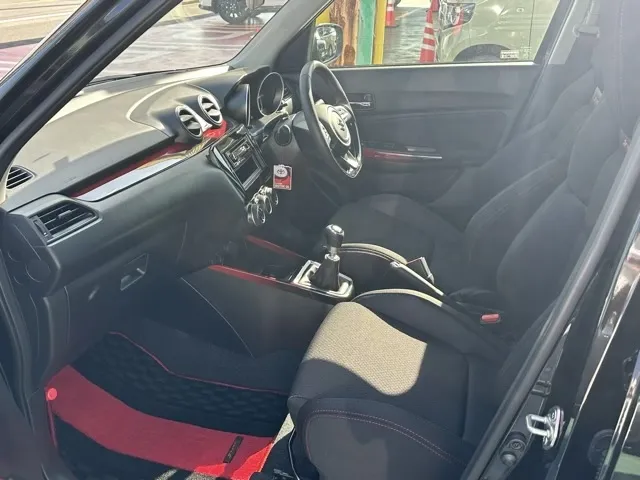 スイフト(スズキ)ベースグレード　セーフティサポート非装着車 MT中古車 3