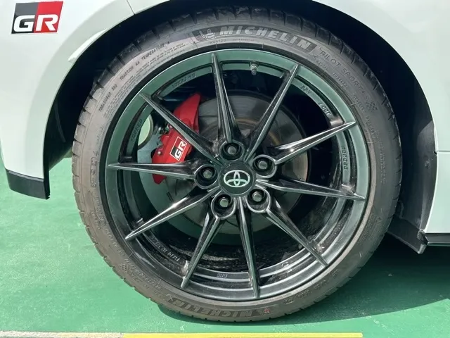 GRヤリス(トヨタ)RZ ハイパフォーマンス ４WD 6MT中古車 9