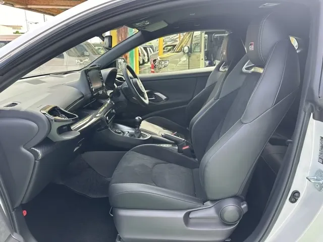 GRヤリス(トヨタ)RZ ハイパフォーマンス ４WD 6MT中古車 3