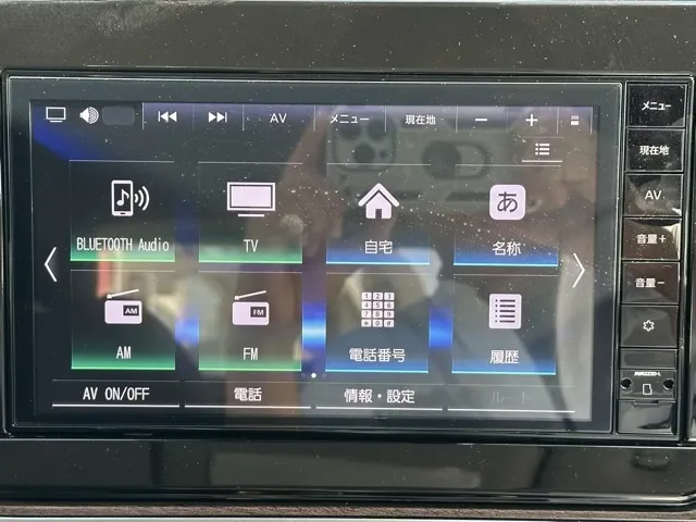 オーラ(ニッサン)Gディーラ-試乗車 17