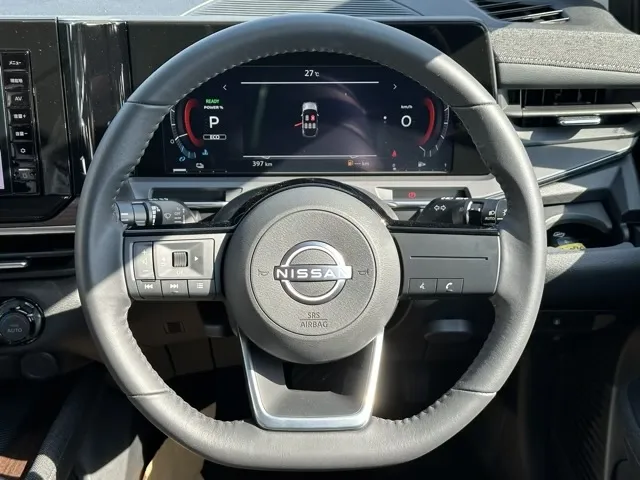 オーラ(ニッサン)Gディーラ-試乗車 6