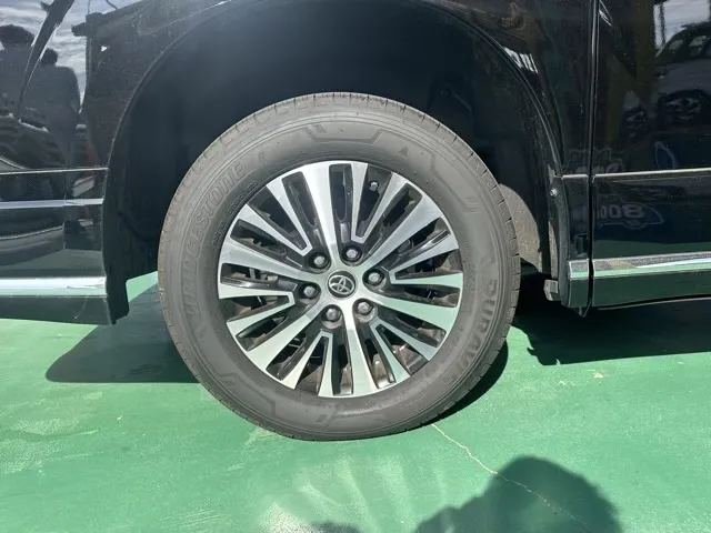グランエース(トヨタ)プレミアム 6人中古車 13