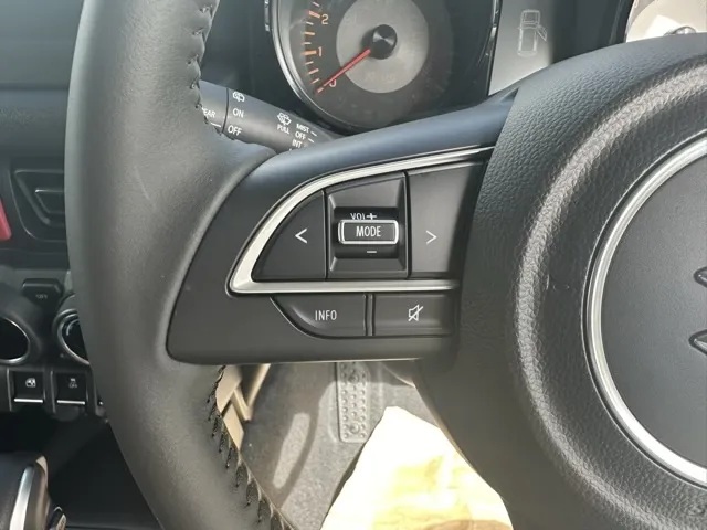 ジムニー(スズキ)XC ＡＴ車届出済未使用車 12