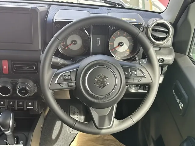 ジムニー(スズキ)XC ＡＴ車届出済未使用車 6