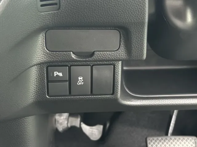 N-BOX(ホンダ)Ｌターボ　コーディネート届出済未使用車 17