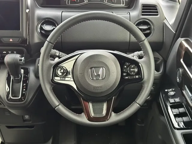 N-BOX(ホンダ)Ｌターボ　コーディネート届出済未使用車 6