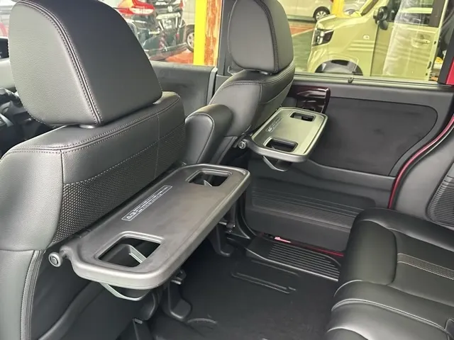 N-BOX(ホンダ)Ｌターボ　コーディネート届出済未使用車 8