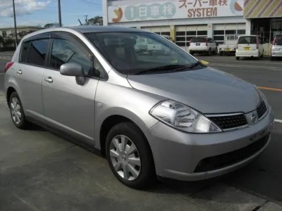 ティーダ(ニッサン)１５M中古車 0