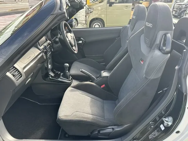 コペン(ダイハツ)トヨタ GRスポーツ MT中古車 3