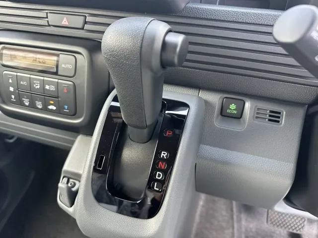 N-VAN(ホンダ)Gタイプ AT届出済未使用車 14