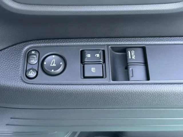 N-VAN(ホンダ)Lタイプ AT届出済未使用車 14