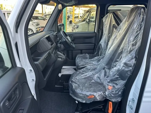 N-VAN(ホンダ)Lタイプ AT届出済未使用車 3