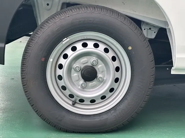ハイゼット(ダイハツ)デラックス AT届出済未使用車 12