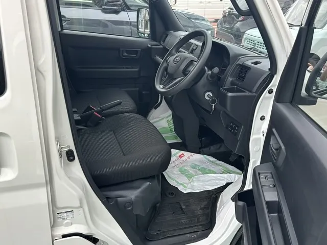 ハイゼット(ダイハツ)デラックス AT届出済未使用車 14