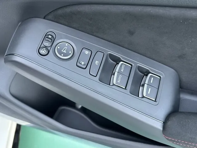 シビック(ホンダ)タイプR登録済未使用車 12