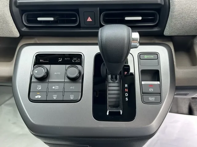 フリード(ホンダ)エアー登録済未使用車 16