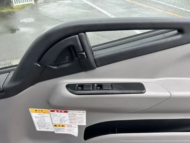 キャンター(三菱)３ｔ ローダースライドダンプレンタ登録済未使用車 16