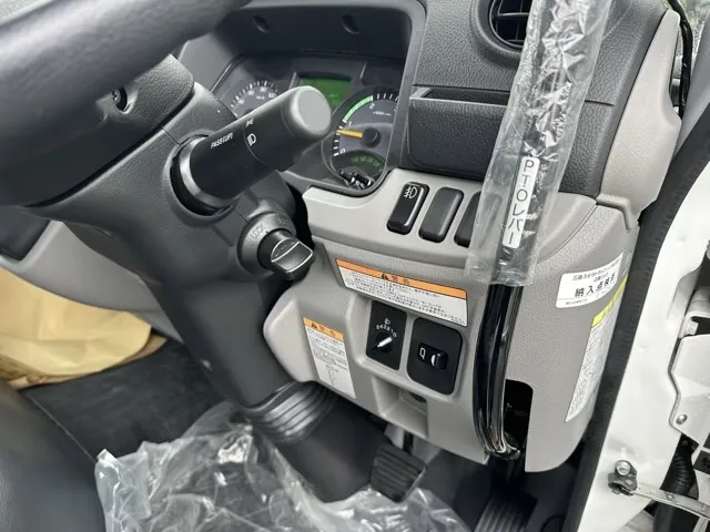 キャンター(三菱)３ｔ ローダースライドダンプレンタ登録済未使用車 17