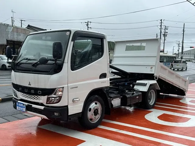 キャンター(三菱)３ｔ ローダースライドダンプレンタ登録済未使用車 1