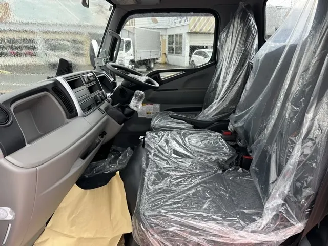 キャンター(三菱)３ｔ ローダースライドダンプレンタ登録済未使用車 6