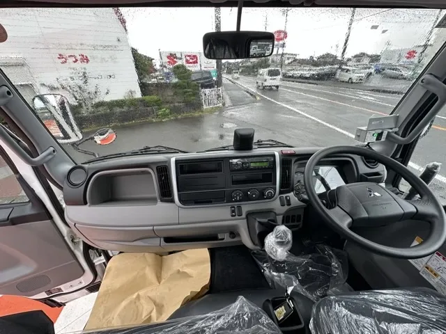 キャンター(三菱)３ｔ ローダースライドダンプレンタ登録済未使用車 7