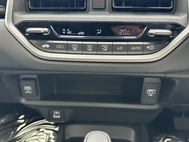WR-V(ホンダ)Z登録済未使用車 15