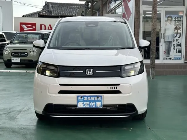 フリード(ホンダ)エアー新車見本展示有 23