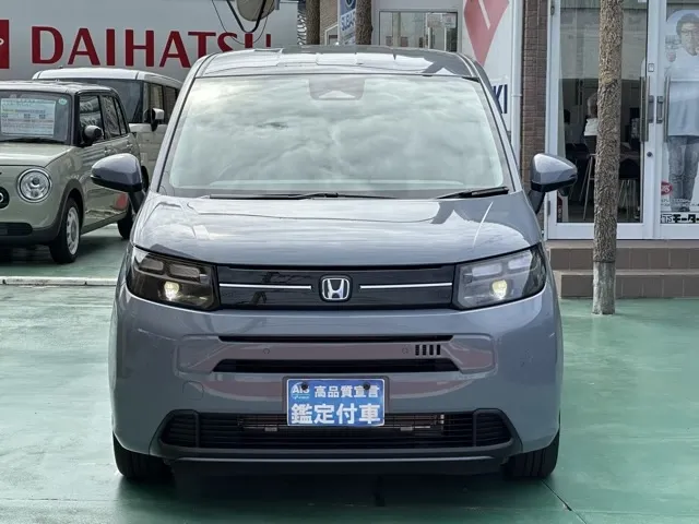 フリード(ホンダ)エアー新車見本展示有 23