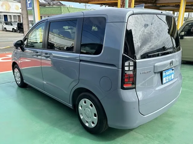フリード(ホンダ)エアー新車見本展示有 2