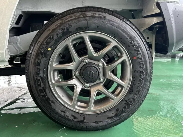 ジムニー(スズキ)ＸＣ ＭＴ車新車見本展示無 10