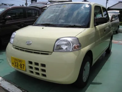 エッセ(ダイハツ)Dタイプ未使用車 1