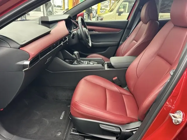 MAZDA3(マツダ)XD プロアクティブ ツーリングセレクション中古車 3