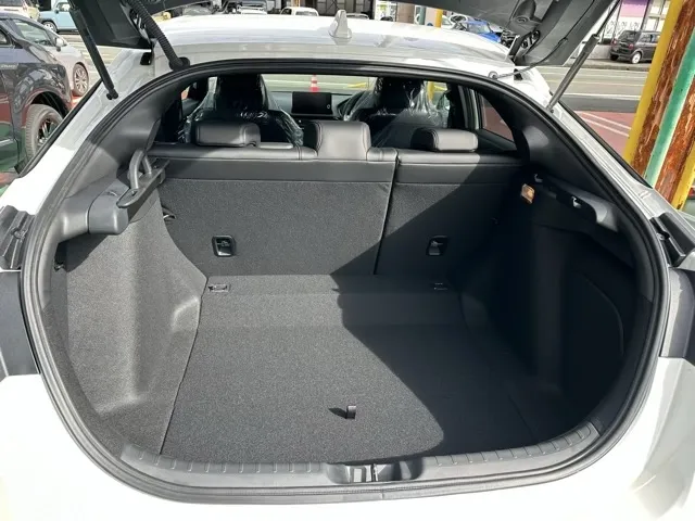 シビック(ホンダ)e：HEV登録済未使用車 9