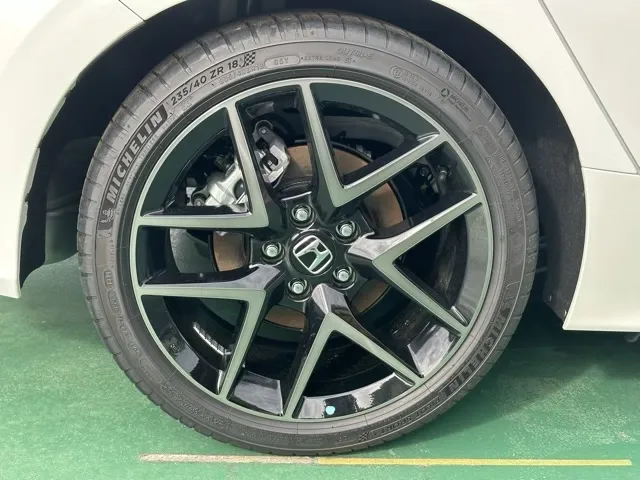 シビック(ホンダ)e：HEV登録済未使用車 12