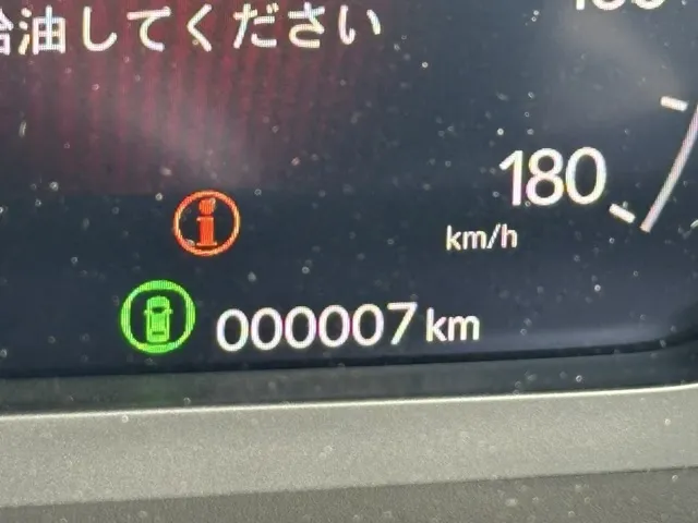 シビック(ホンダ)e：HEV登録済未使用車 26