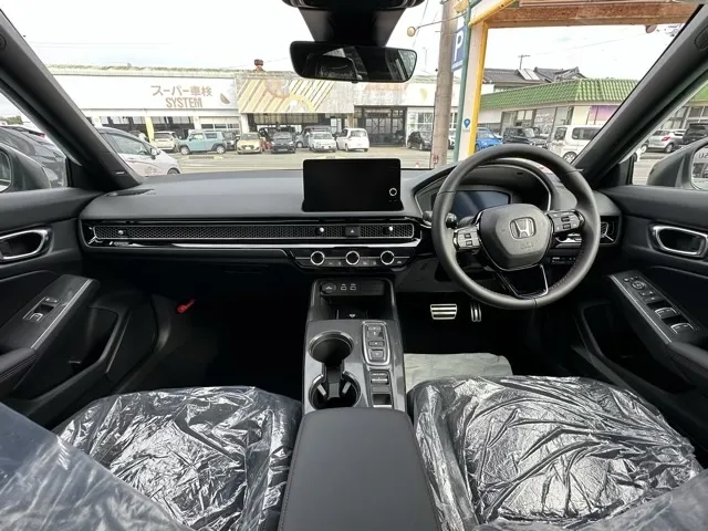 シビック(ホンダ)e：HEV登録済未使用車 6