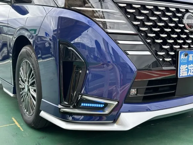 セレナ(ニッサン)eパワー オーテック アラウンドビューモニター 12.3ナビ登録済未使用車 28