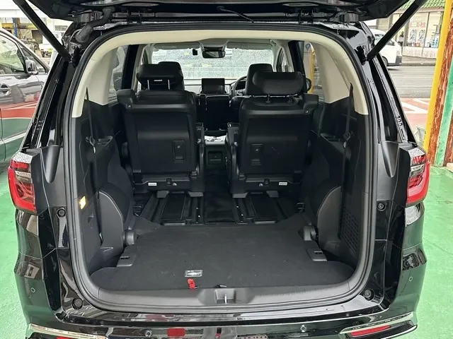オデッセイ(ホンダ)e：HEV アブソルート EX中古車 12