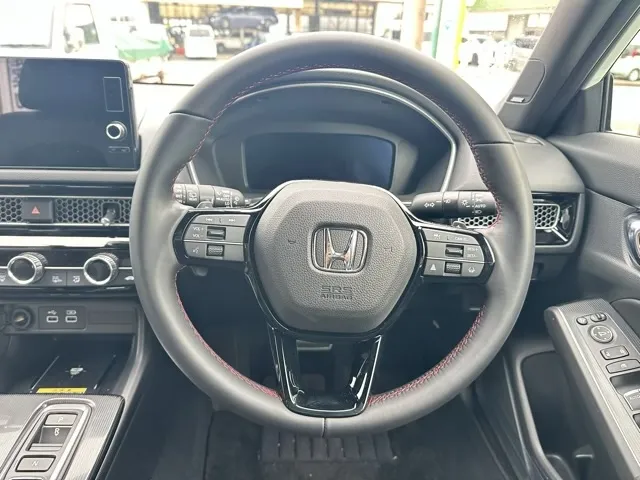 シビック(ホンダ)e：HEV中古車 6
